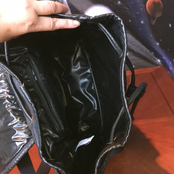 Cascade Falls Tandem black leather backpack - Picture 3 of 16